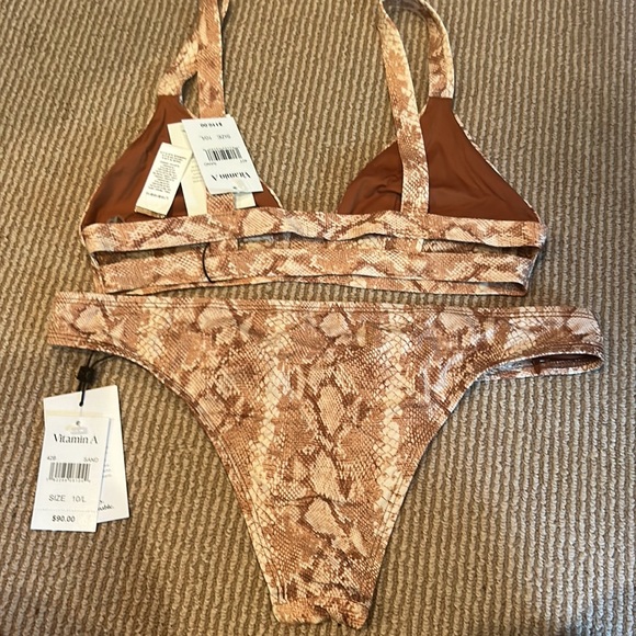 NWT VITAMIN A neutral sand snakeskin bikini size large - Picture 6 of 10